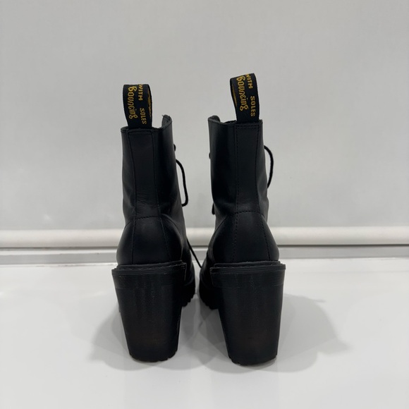 DR MARTENS KENDRA HEELED BOOT Size:5 - Picture 3 of 8